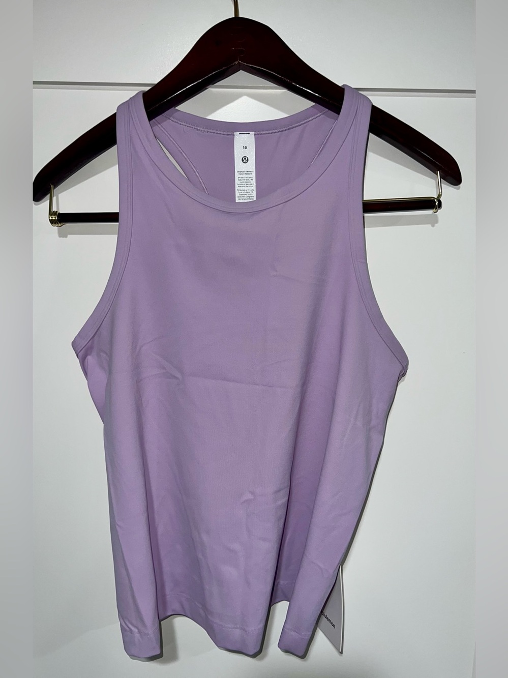 lululemon Align™ Waist-Length
Racerback Tank Top in Lilac Play Size 10 - Picture 4 of 6
